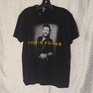 Woman's Chris young concert tee